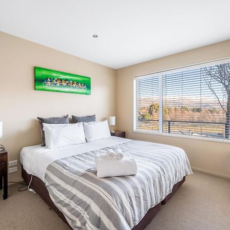 Criffel Garden Apartment Ванака Экстерьер фото