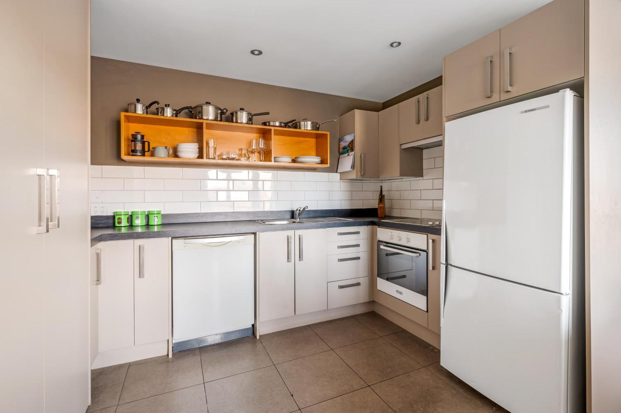 Criffel Garden Apartment Ванака Экстерьер фото